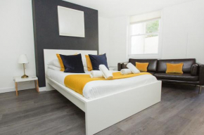 Brunswick Road Studio - by Brighton Holiday Lets